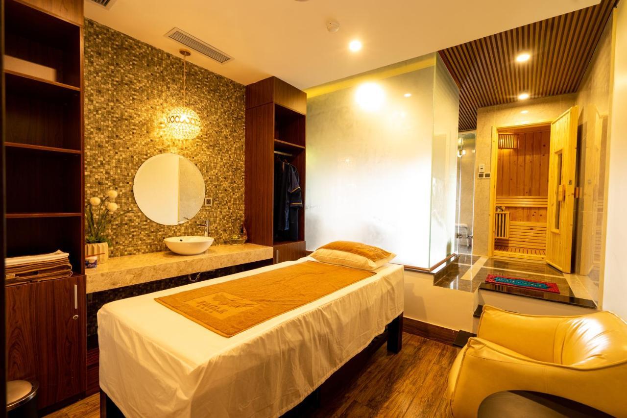 Eagle Hotel Dai Tiet Exterior photo