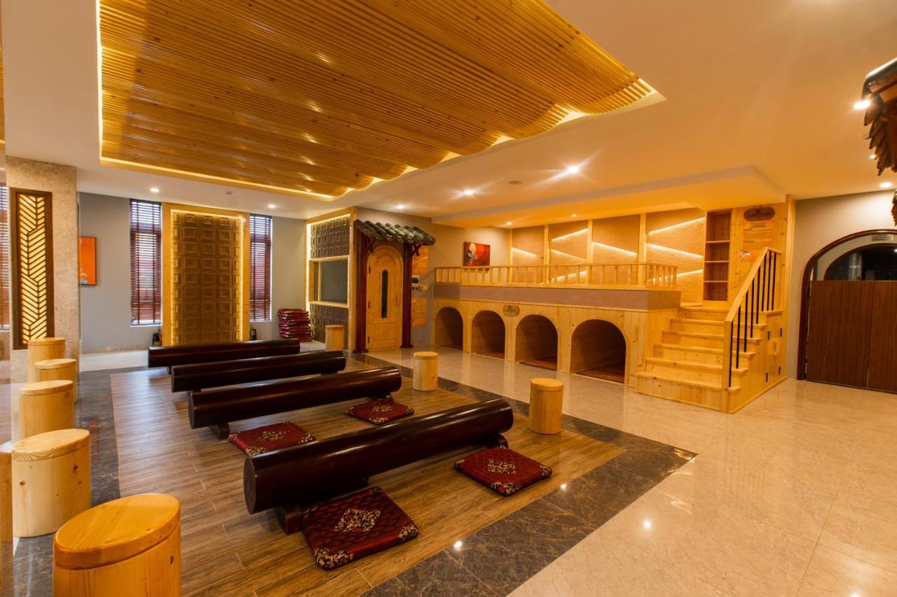 Eagle Hotel Dai Tiet Exterior photo