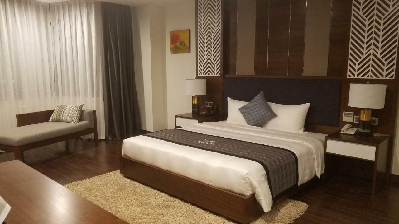 Eagle Hotel Dai Tiet Exterior photo